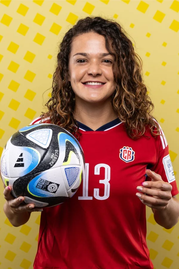 Emilie Valenciano en su etapa universitaria